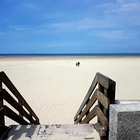 Apartment Les Vagues, Terrasse Rez-de-ch, Parking Gratuit, Lits Faits, Animal Bienvenu Et A Pied Berck