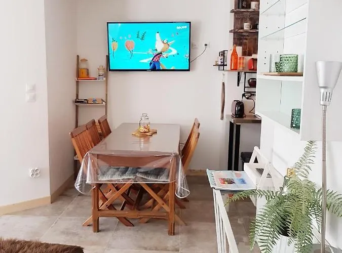 Апартаменты Les Vagues, Plage Et Centre A Pied, Terrasse Rez-De-Ch, Parking Gratuit, Lits Faits, Animal Bienvenu